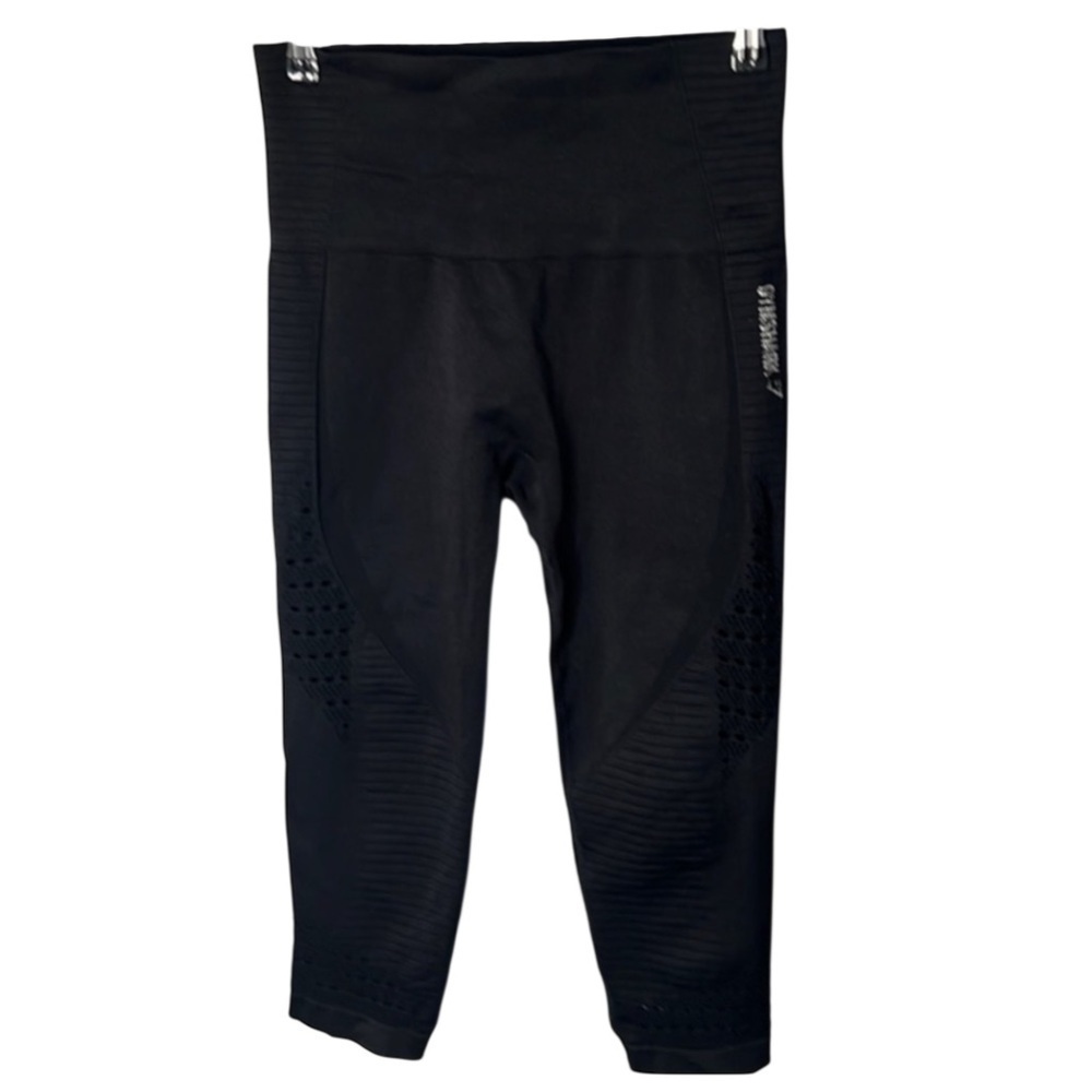 GYMSHARK High-Waisted Black Leggings with Textured Panels black crop small